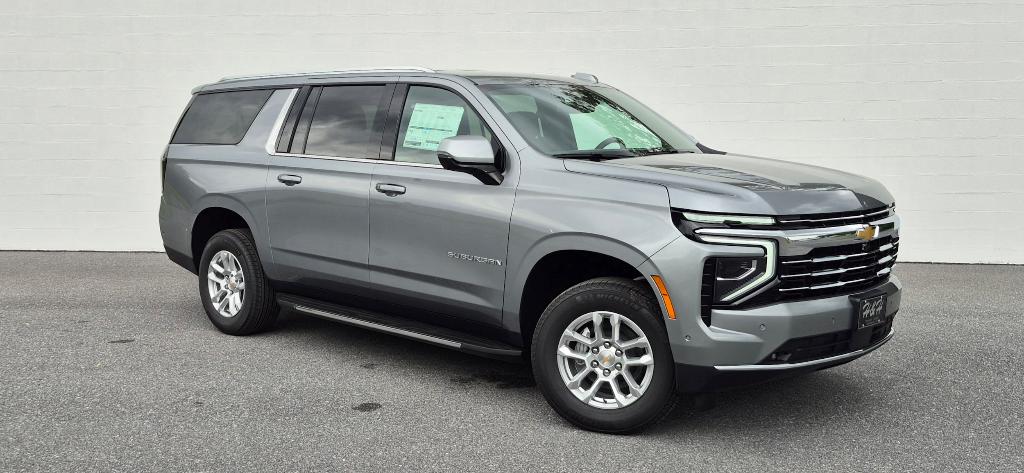 New 2026 Chevrolet Suburban LT