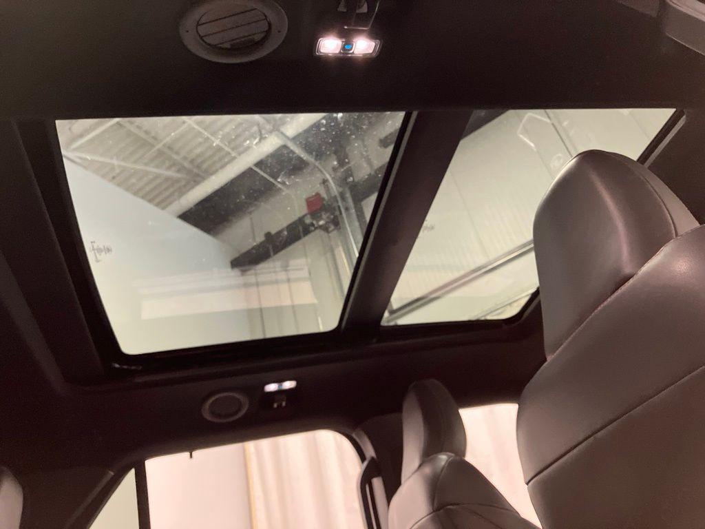 2025 FORD EXPLORER ST photo 9