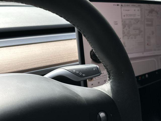 صورة 10 لـ 2024 Tesla MODEL Y LONG RANGE DUAL MOTOR ALL-WHEEL DRIVE