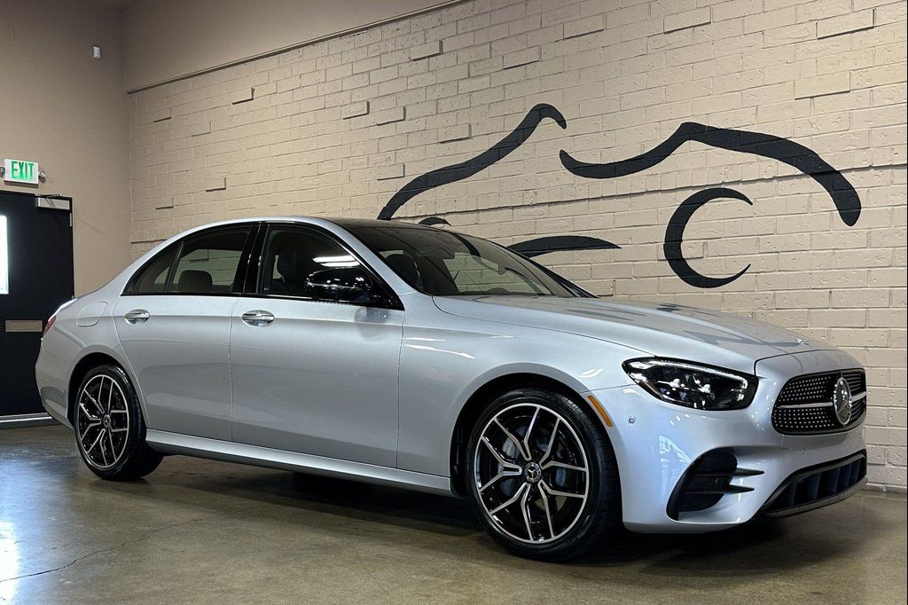 MERCEDES-BENZ E-CLASS - 9