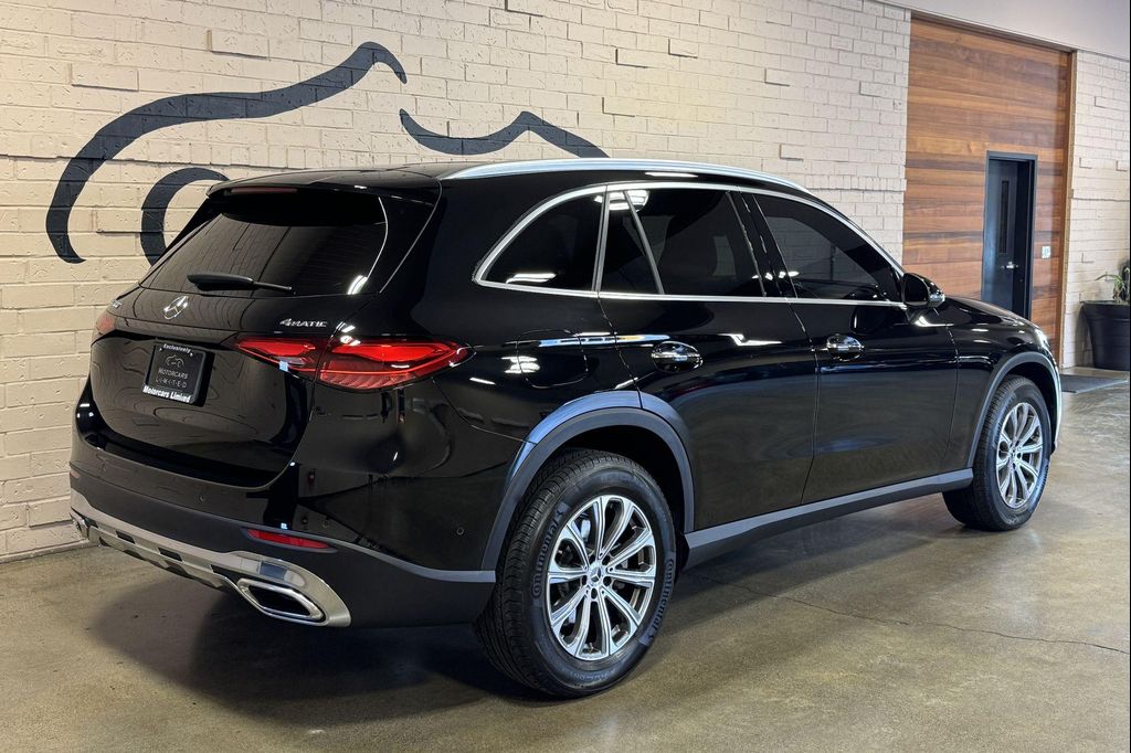 2025 Mercedes-BENZ GLC 缩略图 4