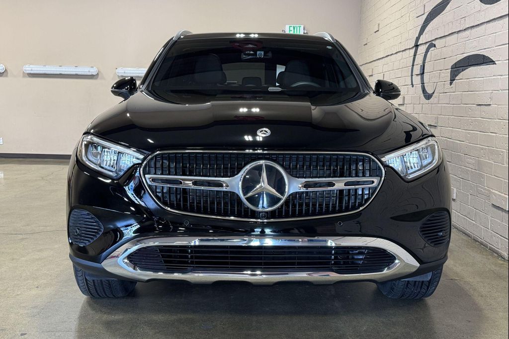 2025 Mercedes-BENZ GLC 缩略图 12
