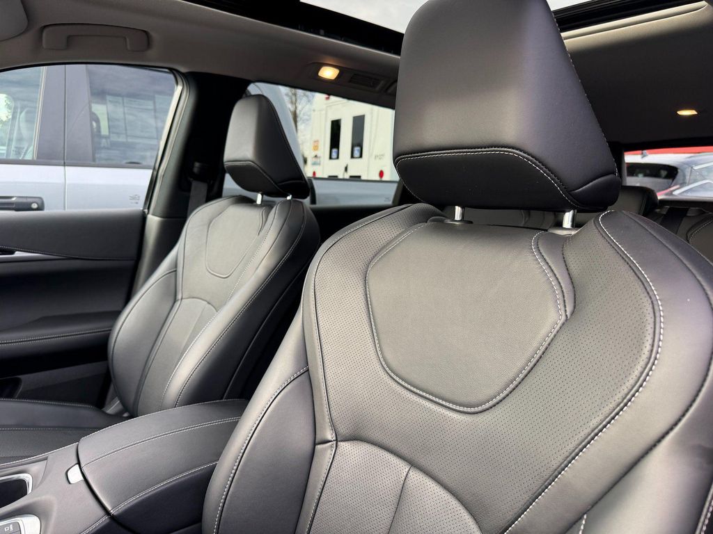 2023 Infiniti QX60 PURE 缩略图 12