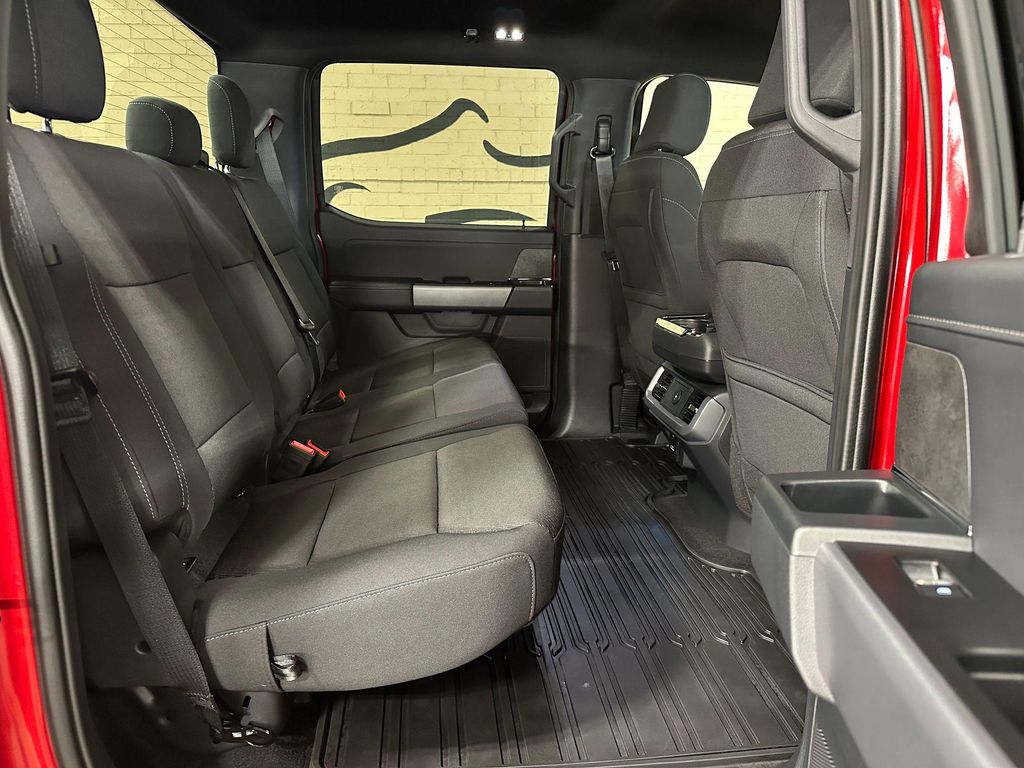 صورة مصغرة 19 لـ 2025 FORD F-150 XLT