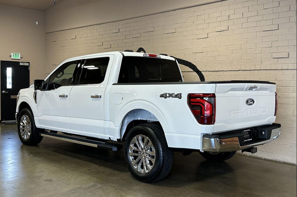 FORD F-150 LARIAT - 8