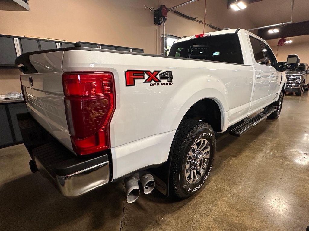 2021 FORD F-350 LARIAT — фото 2