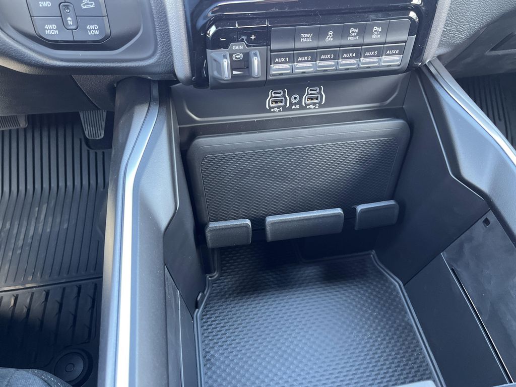 2026 RAM 2500 BIG HORN CREW CAB 4X4 6'4' BOX — миниатюра 16