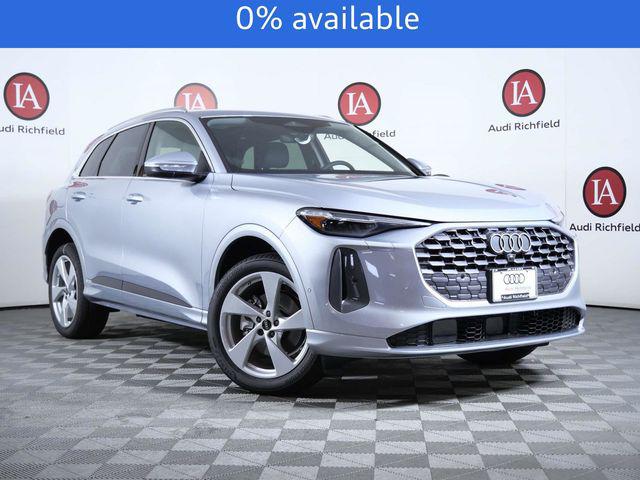 New 2025 Audi Q5 Premium plus