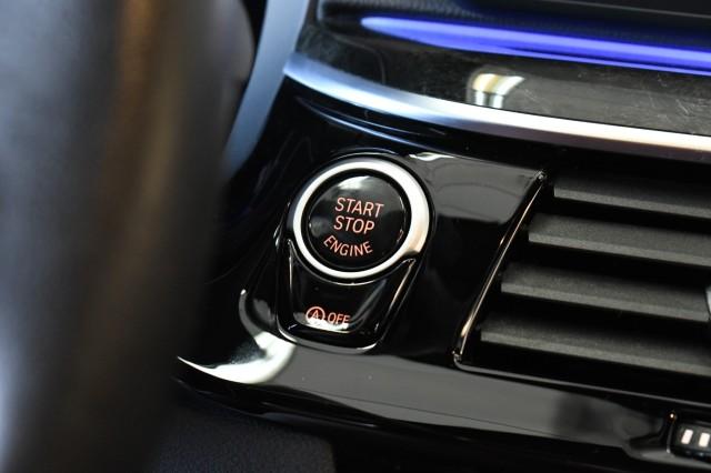 صورة مصغرة 30 لـ 2023 BMW 530 I XDRIVE