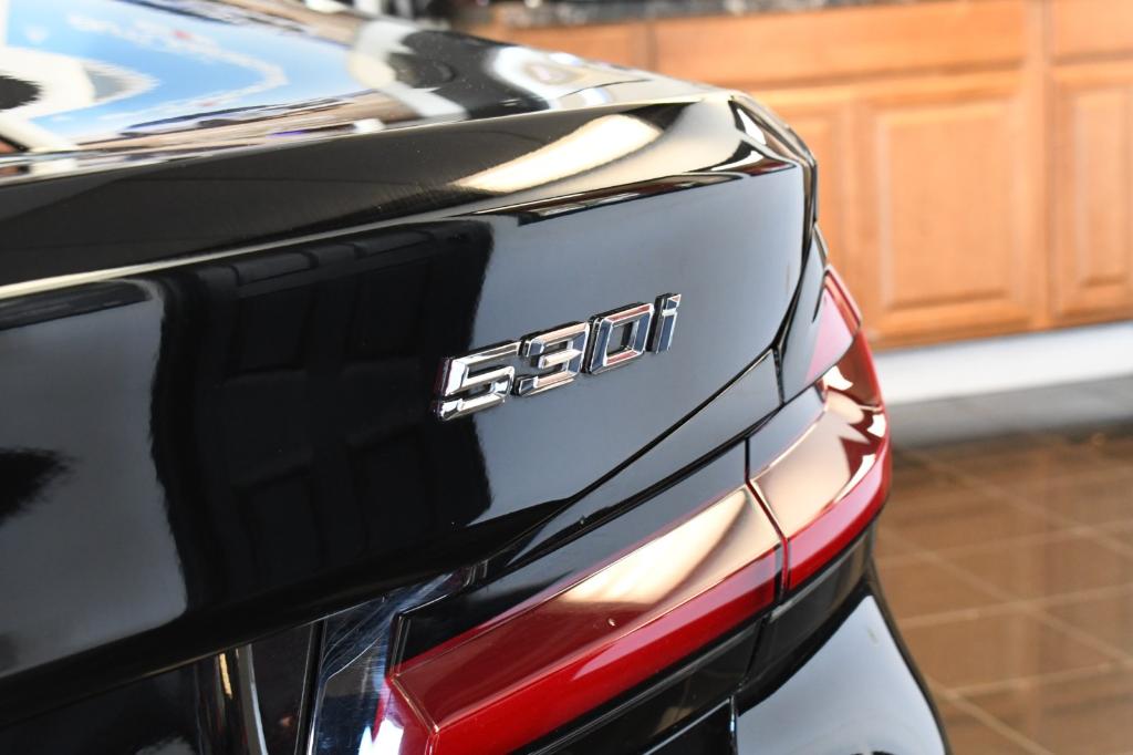 صورة مصغرة 54 لـ 2023 BMW 530 I XDRIVE