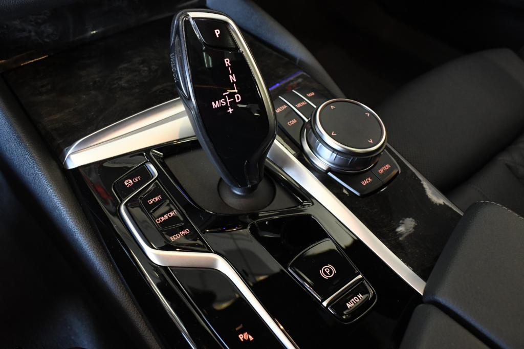 صورة مصغرة 67 لـ 2023 BMW 530 I XDRIVE
