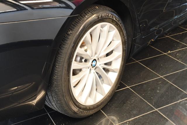 صورة مصغرة 40 لـ 2023 BMW 530 I XDRIVE