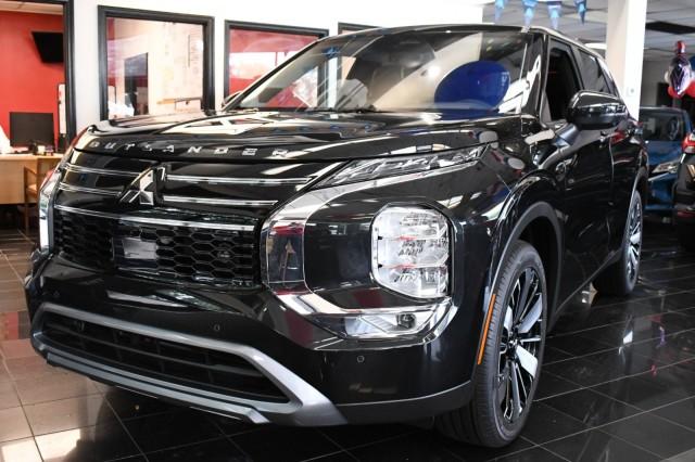 New 2026 Mitsubishi Outlander SE
