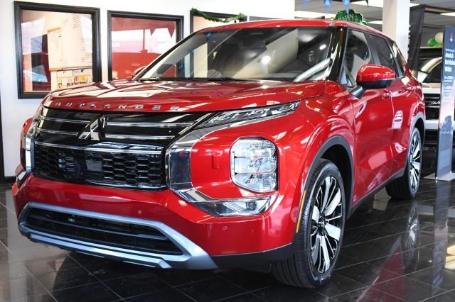 New 2026 Mitsubishi Outlander SE
