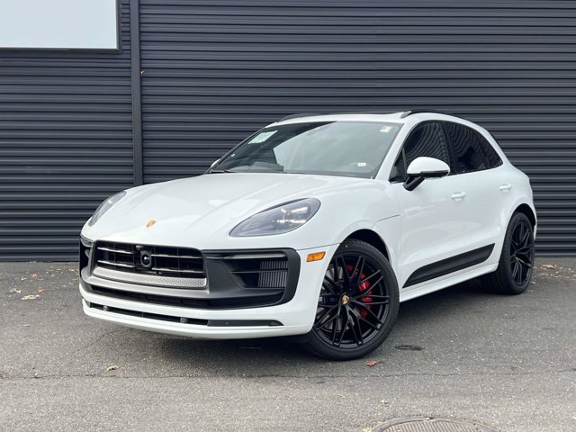 New 2026 Porsche Macan GTS