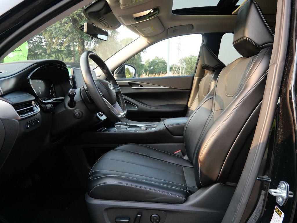 صورة 7 لـ 2024 Infiniti QX60 LUXE