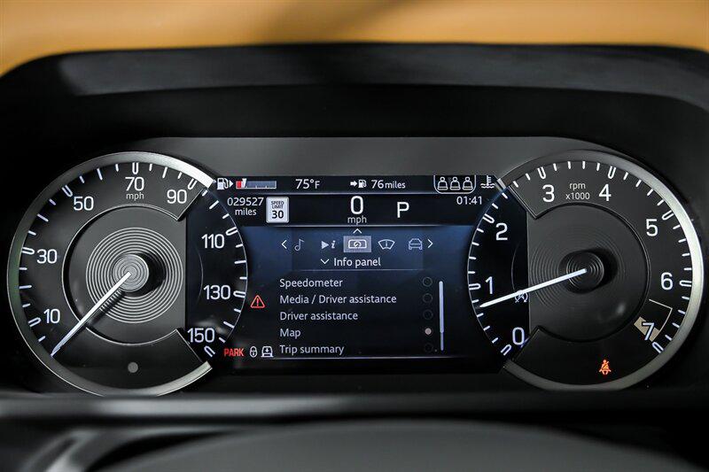 صورة مصغرة 25 لـ 2023 LAND Rover DEFENDER 110 X-DYNAMIC SE