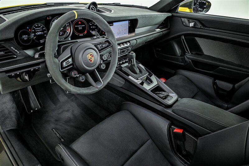 صورة مصغرة 17 لـ 2024 Porsche 911 GT3 RS