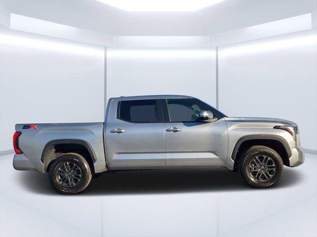 TOYOTA TUNDRA - 2