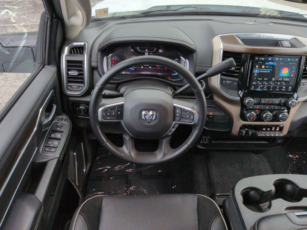 صورة 15 لـ 2024 RAM 2500 LARAMIE