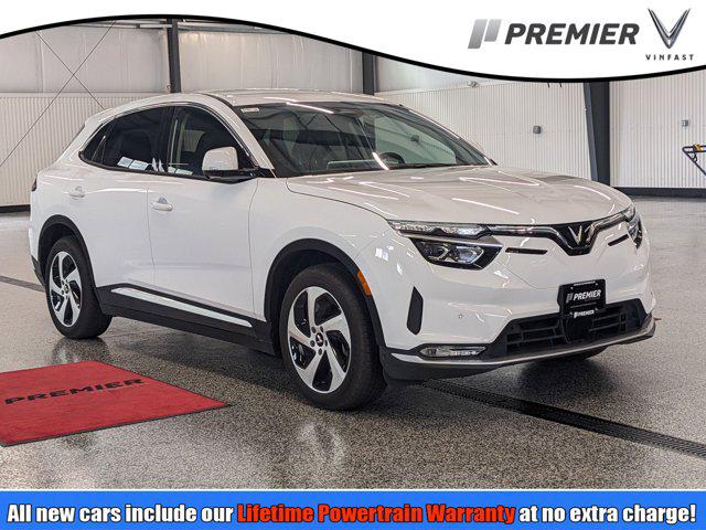 New 2025 VinFast VF 8 Eco