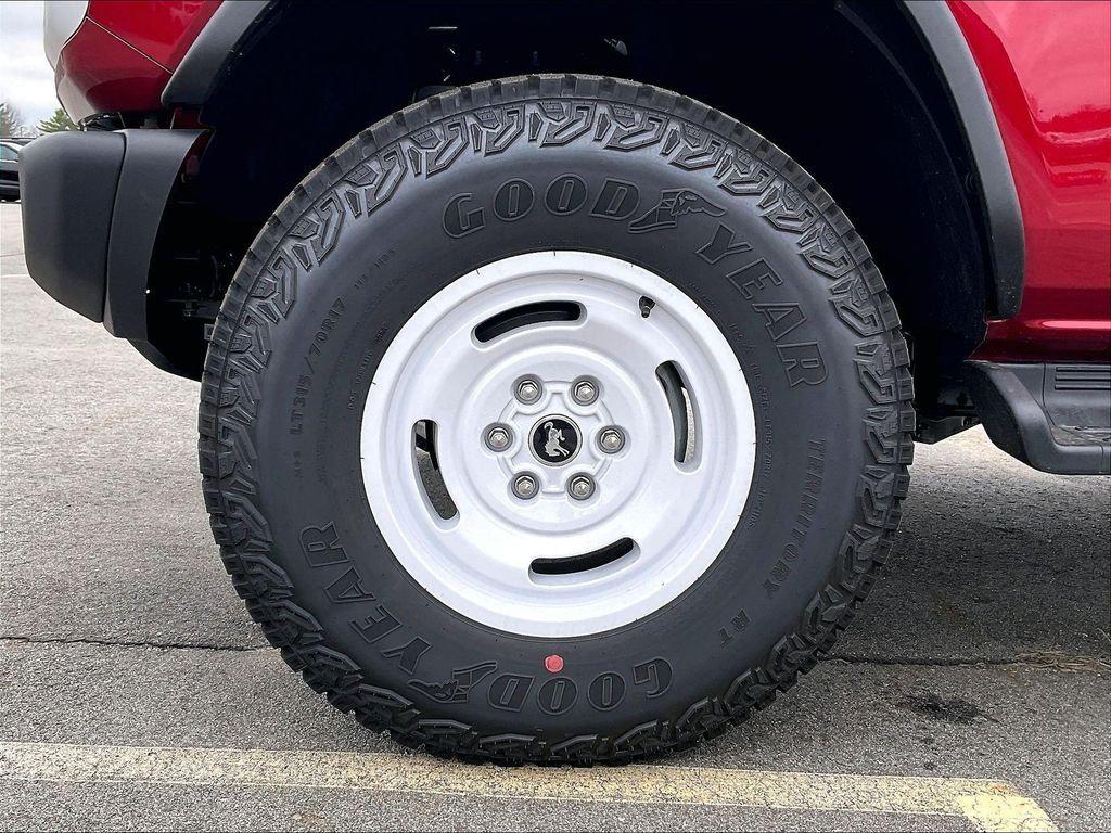 FORD BRONCO HERITAGE EDITION - 8