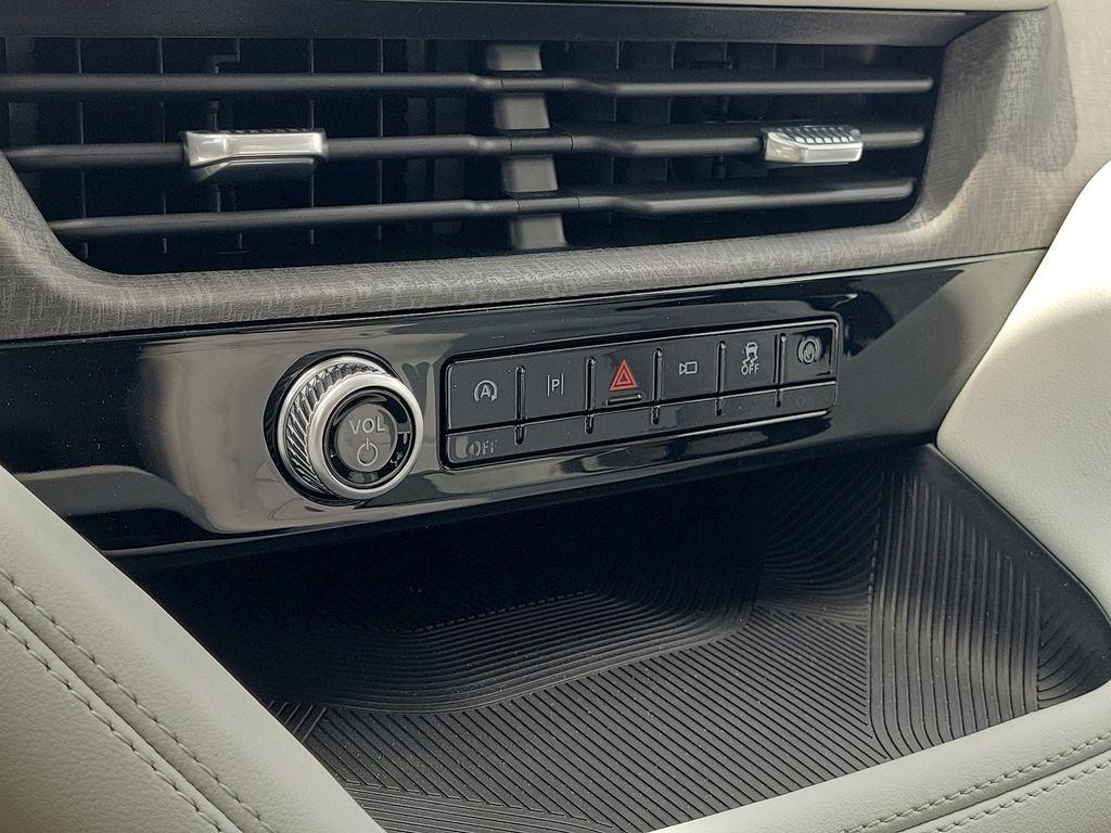 صورة مصغرة 31 لـ 2026 FORD EXPLORER PLATINUM