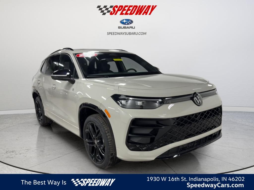 New 2026 Volkswagen Tiguan 2.0T SE R-Line Black