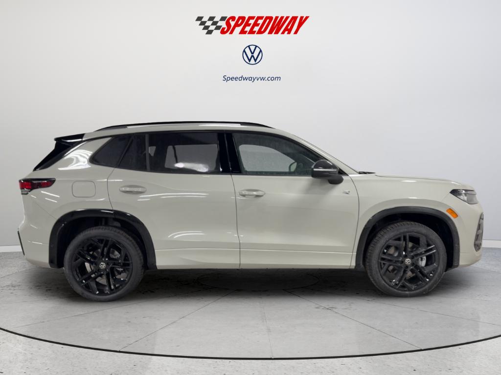 New 2026 Volkswagen Tiguan 2.0T SE R-Line Black