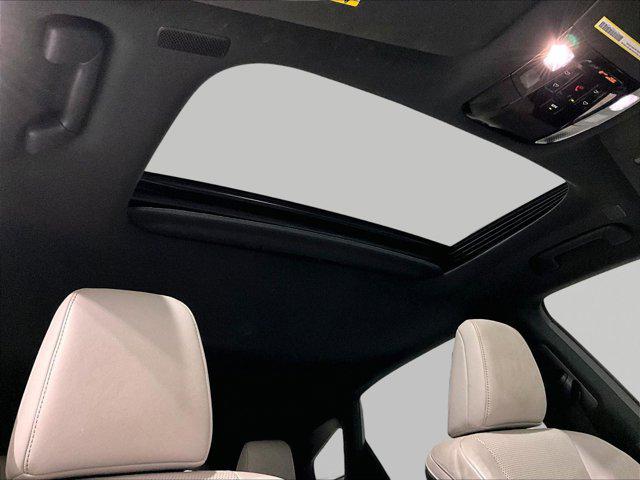 صورة مصغرة 17 لـ 2023 Lexus RX 350 PREMIUM PLUS