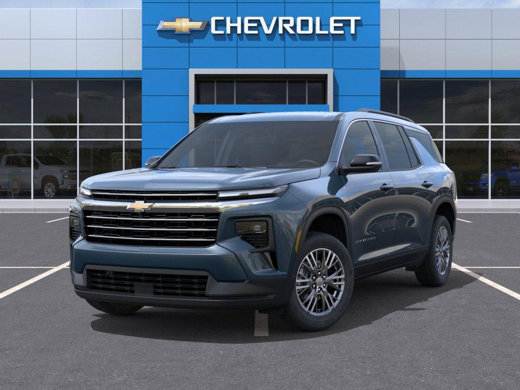 New 2026 Chevrolet Traverse LT