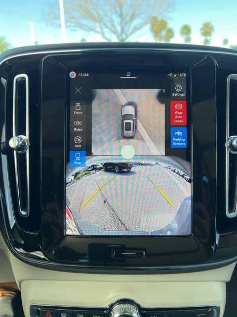 صورة مصغرة 17 لـ 2026 Volvo XC40 B5 PLUS