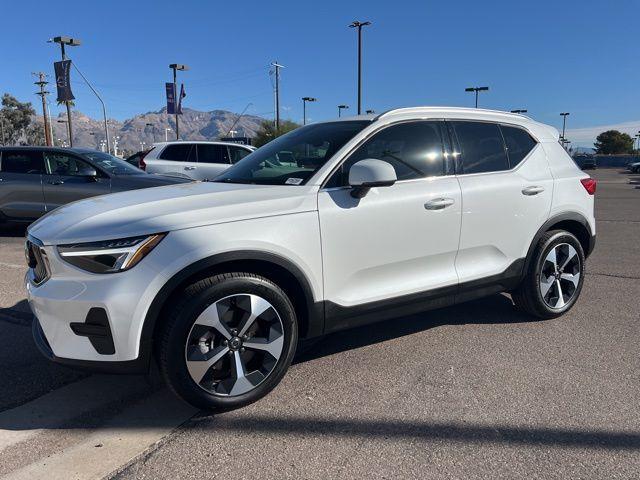 2025 VOLVO XC40 B5 CORE BRIGHT THEME photo 7