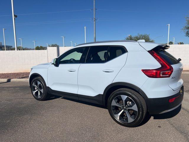 2025 VOLVO XC40 B5 CORE BRIGHT THEME photo 5