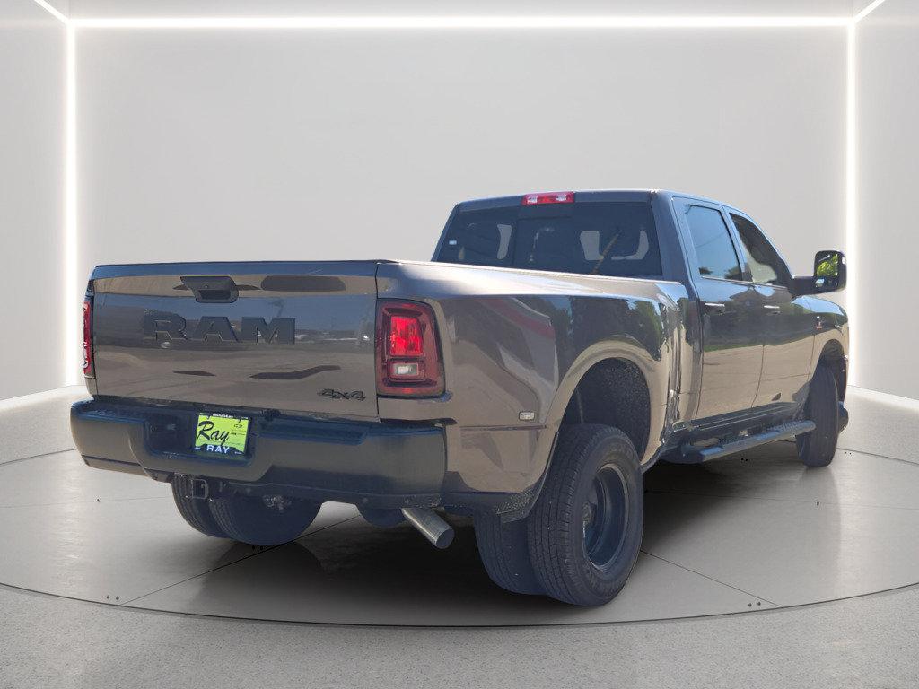 2026 RAM 3500 TRADESMAN CREW CAB 4X4 8' BOX — фото 5