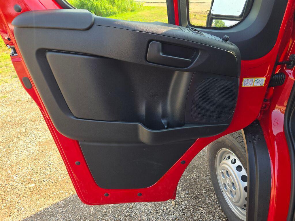 صورة مصغرة 22 لـ 2026 RAM PROMASTER 1500 LOW ROOF