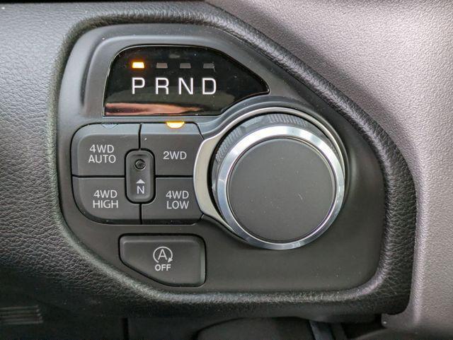 2026 RAM 1500 BIG HORN/LONE STAR thumbnail 26