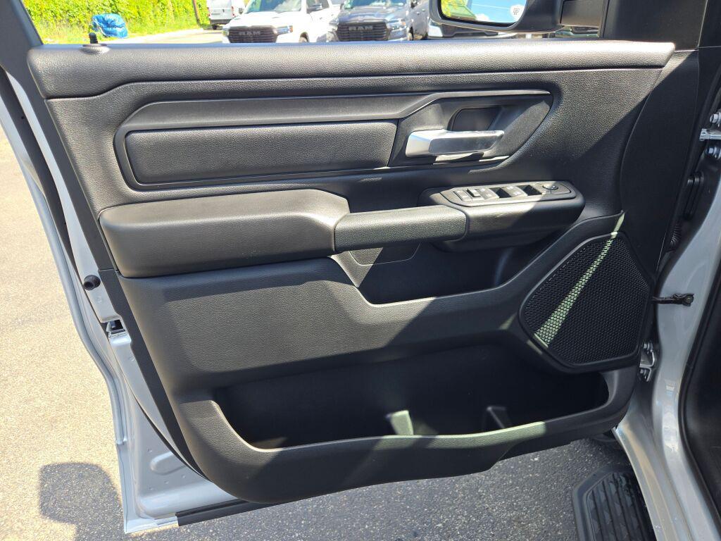 2026 RAM 1500 EXPRESS 缩略图 23