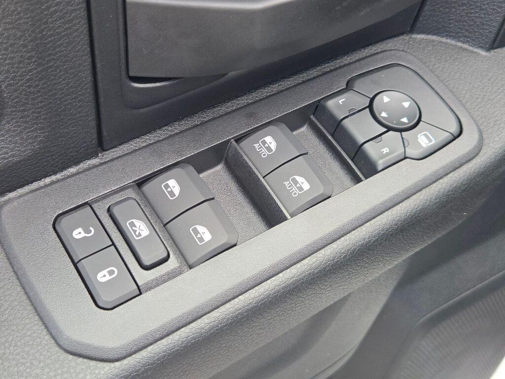 2026 RAM 3500 TRADESMAN CREW CAB 4X4 8' BOX — миниатюра 24