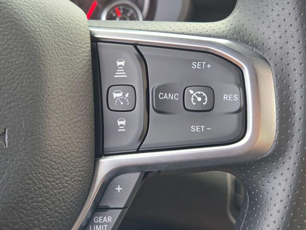 2026 RAM 1500 EXPRESS — миниатюра 31