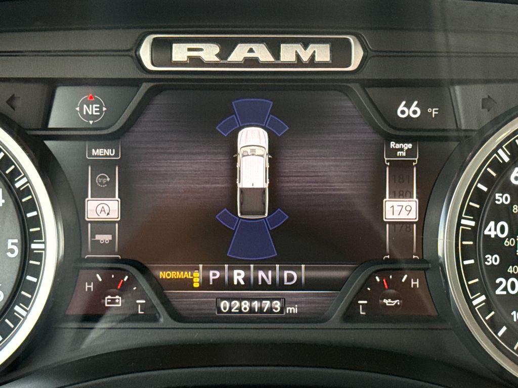 2022 RAM 1500 LARAMIE — миниатюра 31