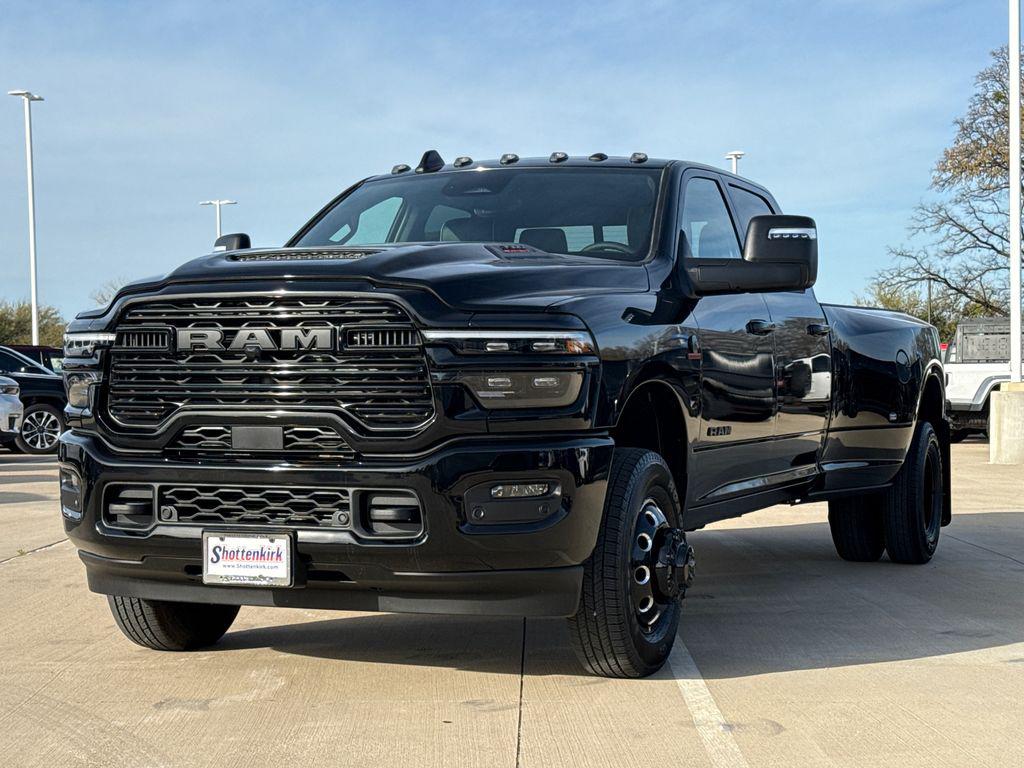 2026 RAM 3500 LARAMIE CREW CAB 4X4 8' BOX 照片 3