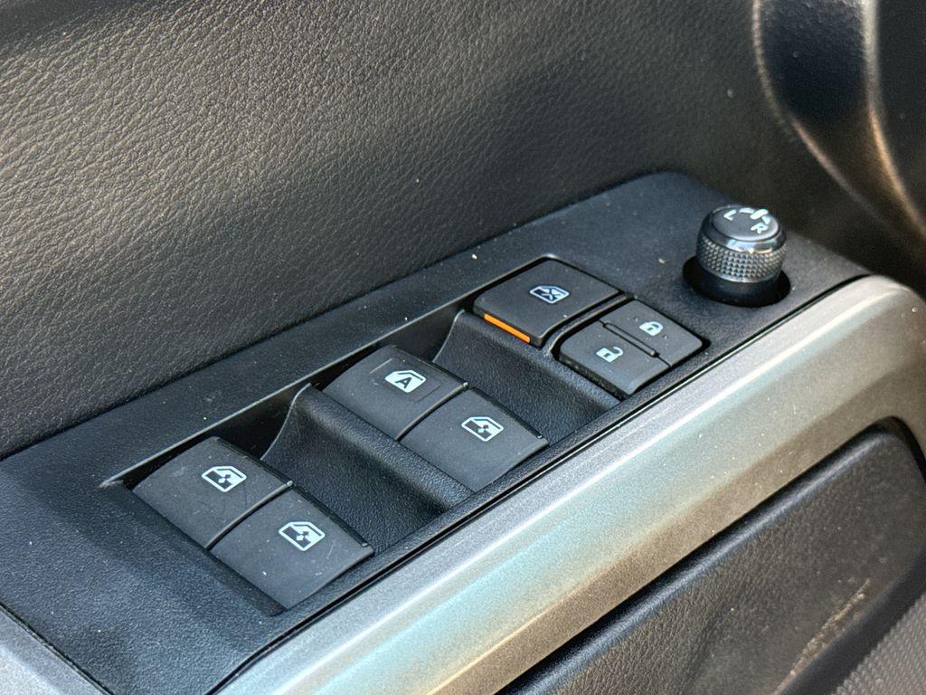 2021 Toyota TACOMA SR5 thumbnail 20