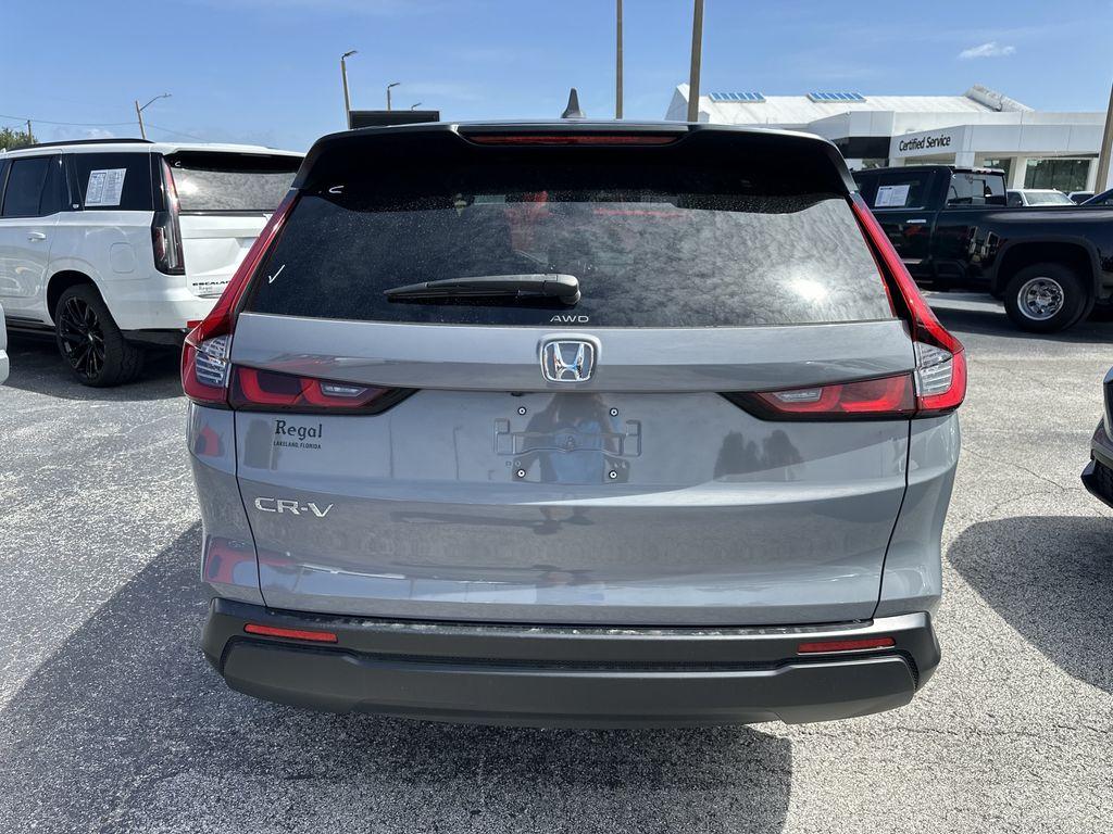 صورة 5 لـ 2025 Honda CR-V LX