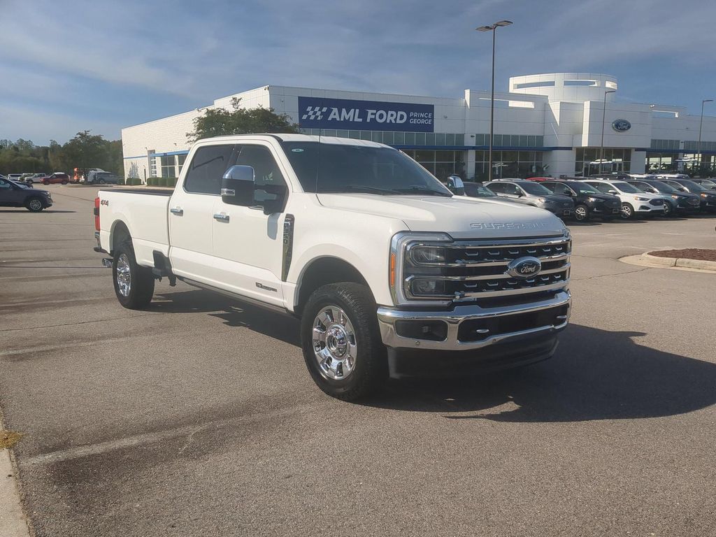2023 Ford F-350 Super Duty Lariat