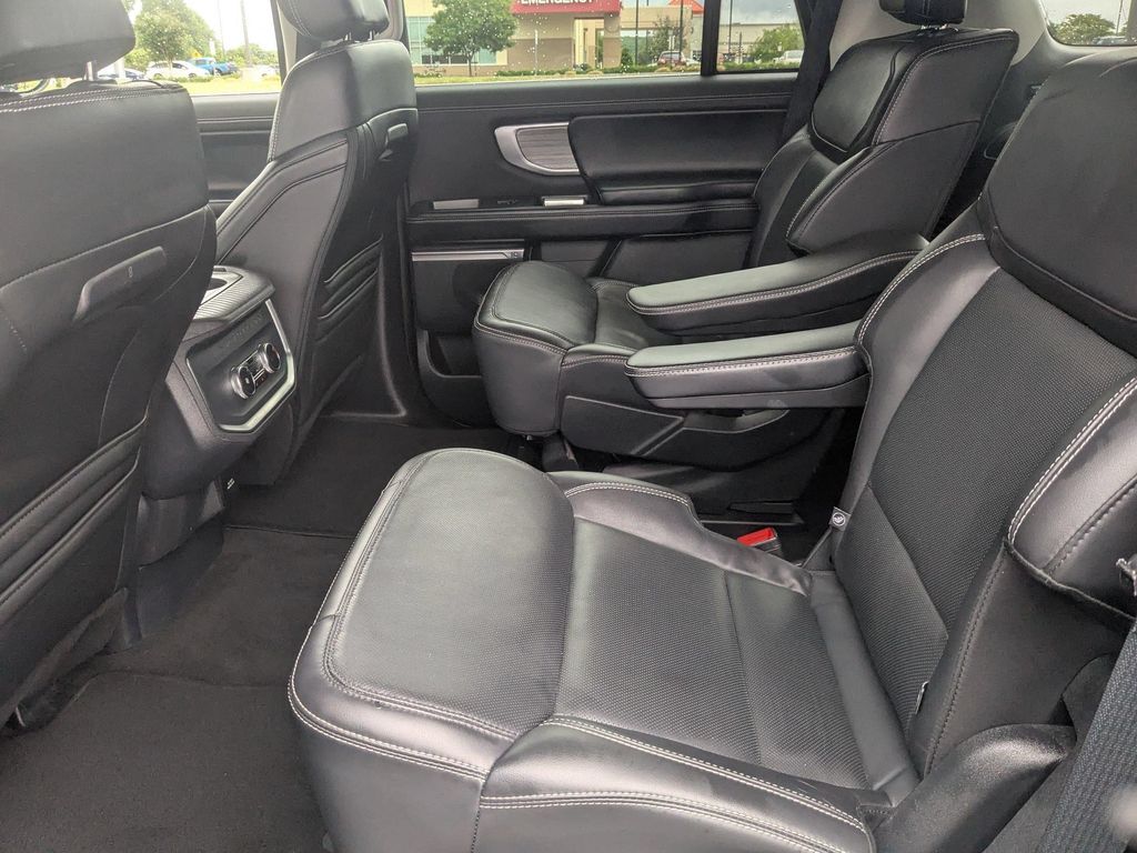 2025 FORD EXPEDITION PLATINUM 缩略图 31