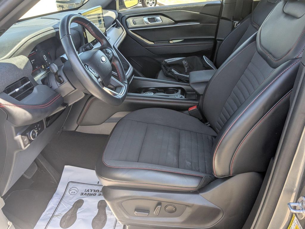 صورة مصغرة 13 لـ 2025 FORD EXPLORER ST-LINE