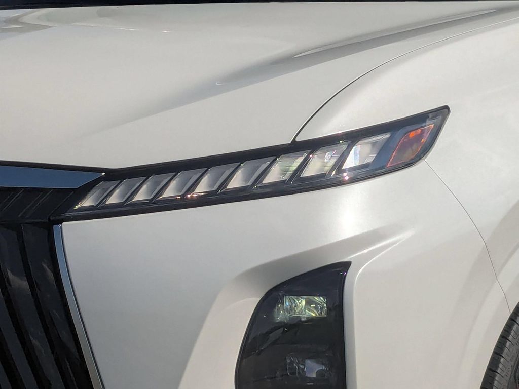 2025 Infiniti QX80 LUXE 照片 9