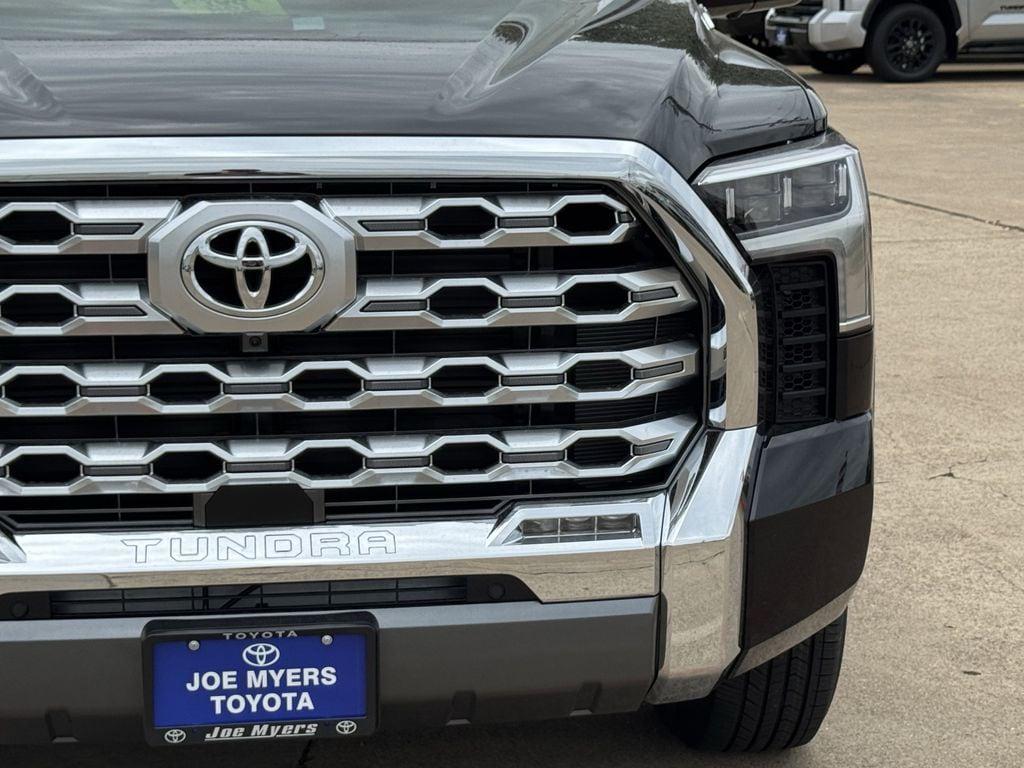 TOYOTA TUNDRA - 4