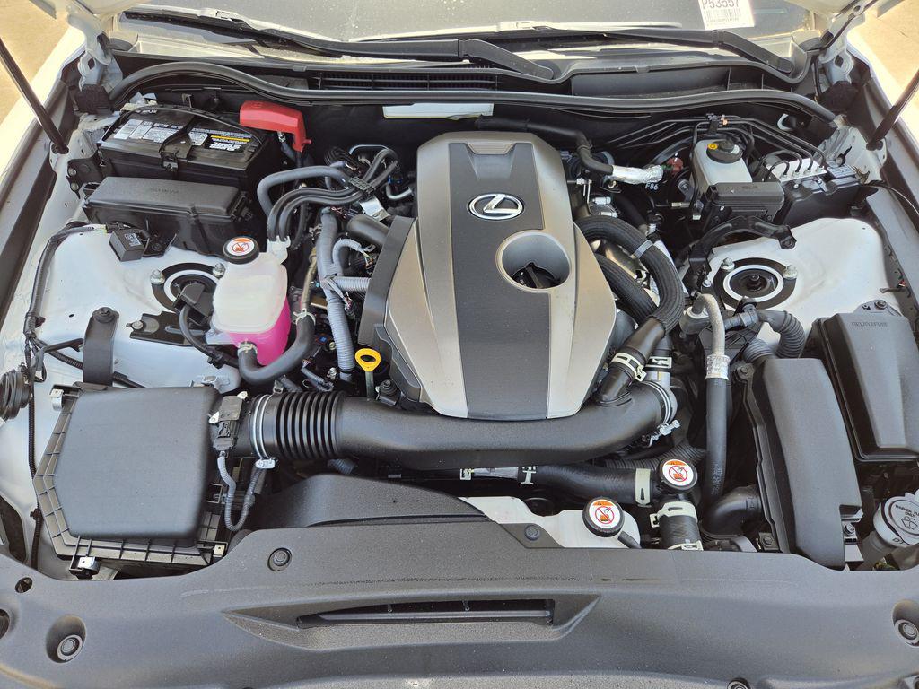 2023 Lexus IS 300 BASE — миниатюра 31